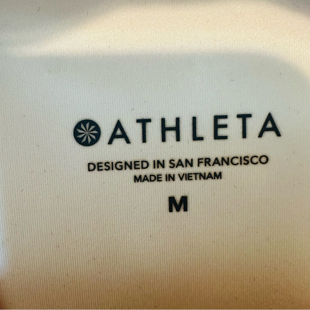 Athleta Shanti Printed Crop Tank in Sea Spray Medium - Picture 6 of 7